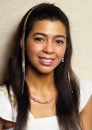 How tall is Irene Cara?